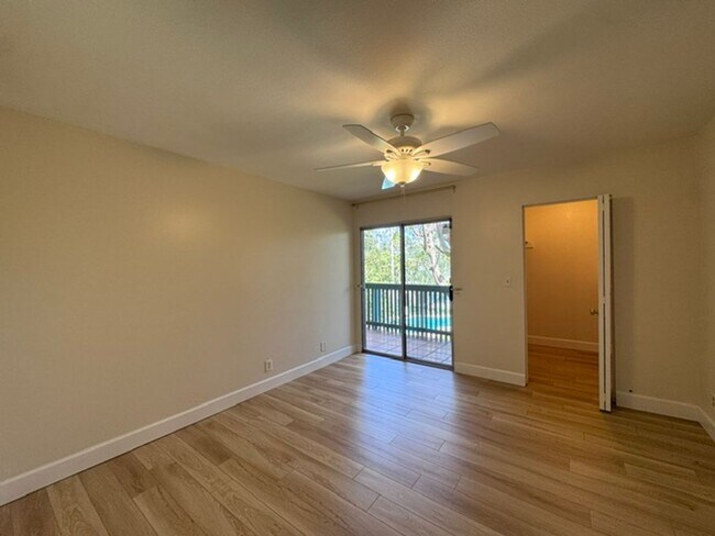 Building Photo - 576 N Bellflower Blvd