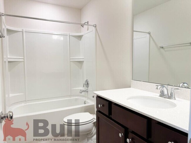 Building Photo - 10363 Folly Bch Rd
