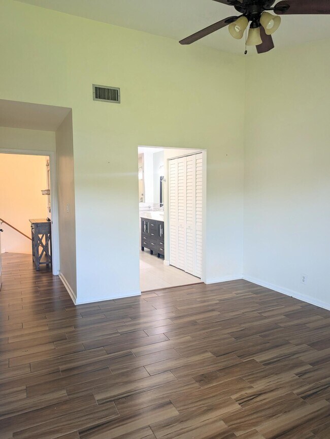 Building Photo - 12676 Shoreline Dr