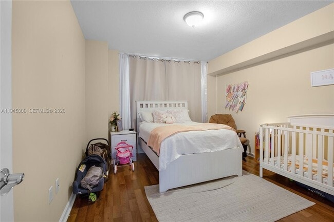 Building Photo - 610 W Las Olas Blvd