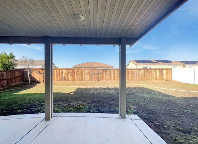 Building Photo - 26625 Emperor Rd