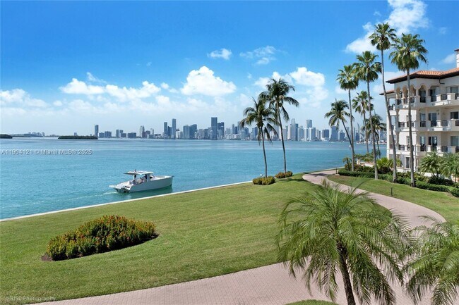 Building Photo - 4822 Fisher Island Dr