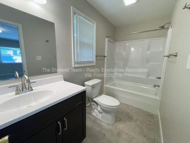 Building Photo - 4304 Crosby Dr