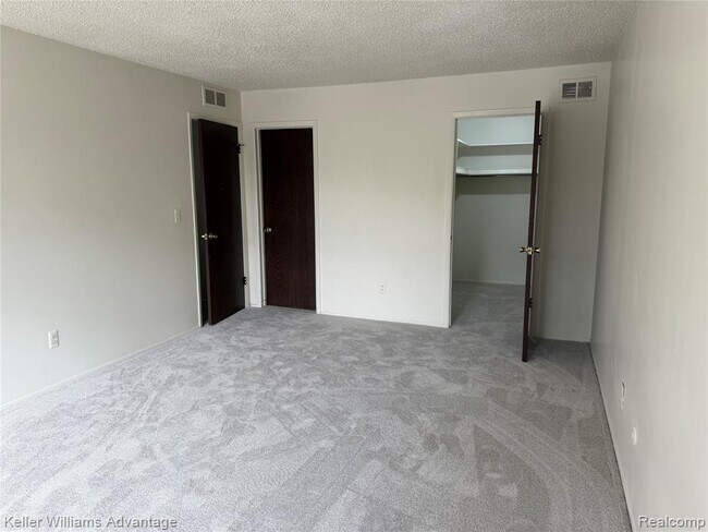 Building Photo - 27915 Berrywood Ln