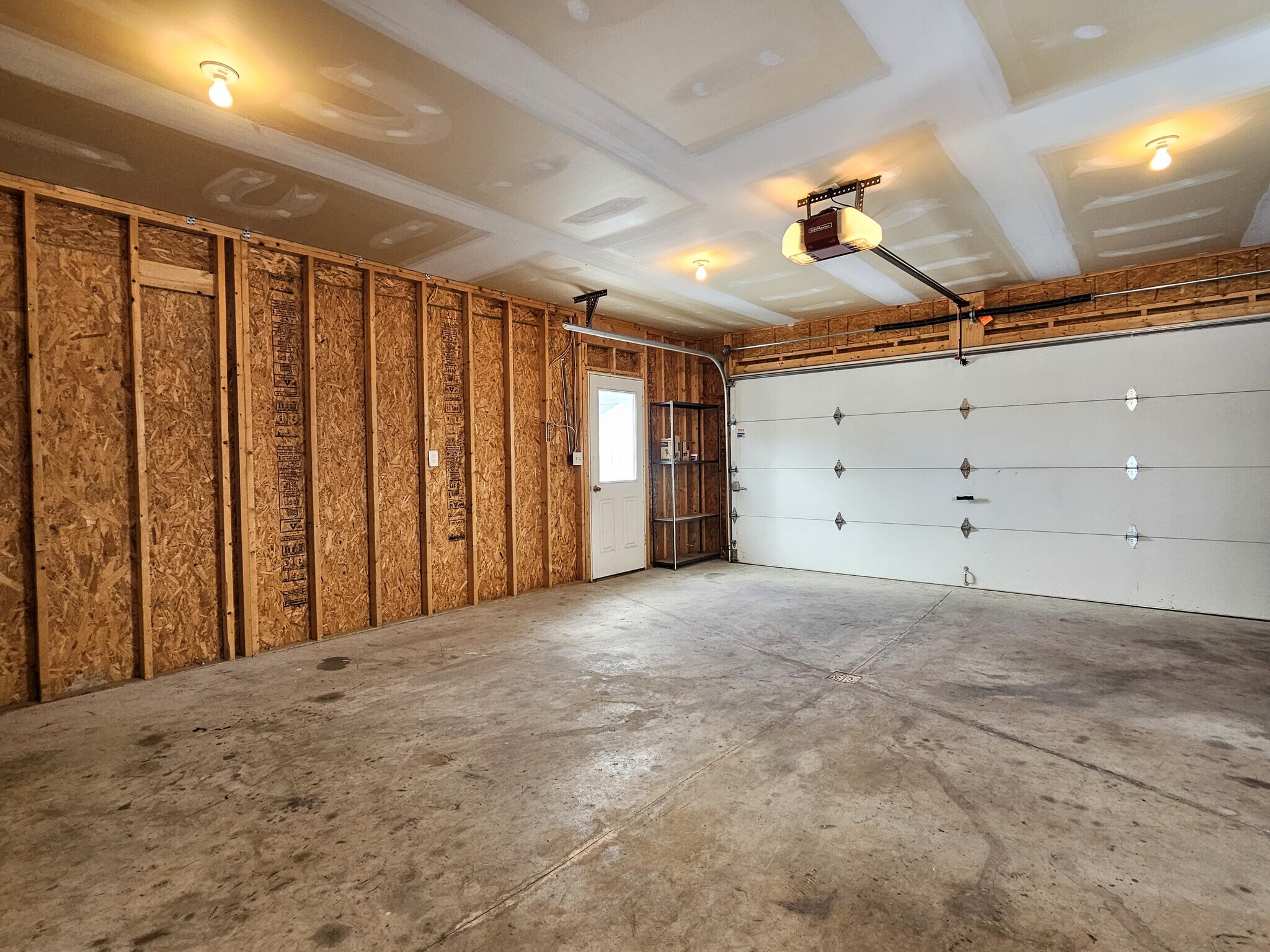 Building Photo - 13 Overlook Ln