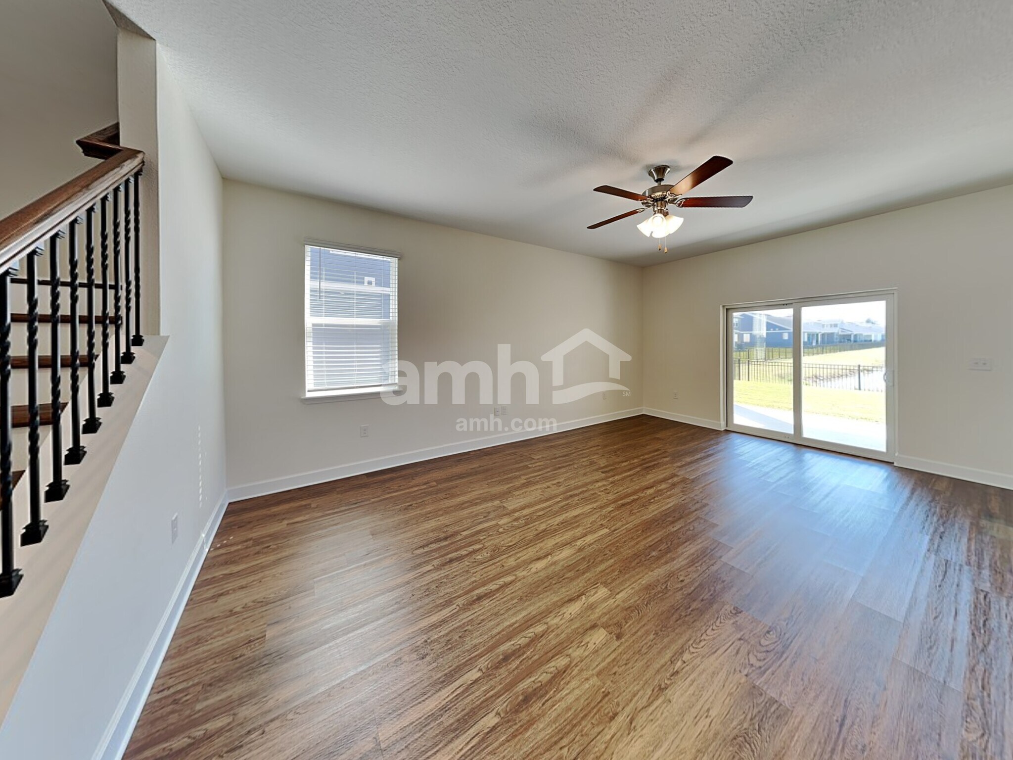 Building Photo - 524 Pine Terrace Dr