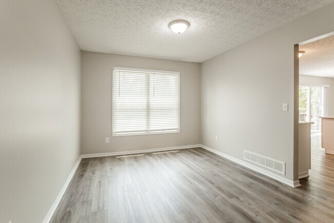 Building Photo - 3397 Brook Spring Dr