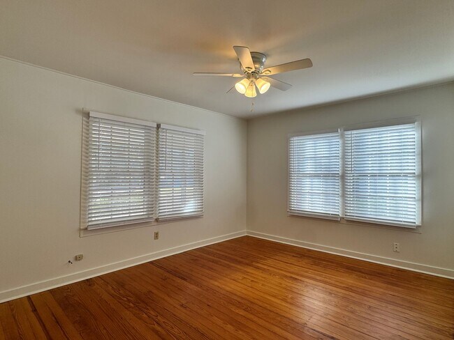 Building Photo - 13230 CR 1308