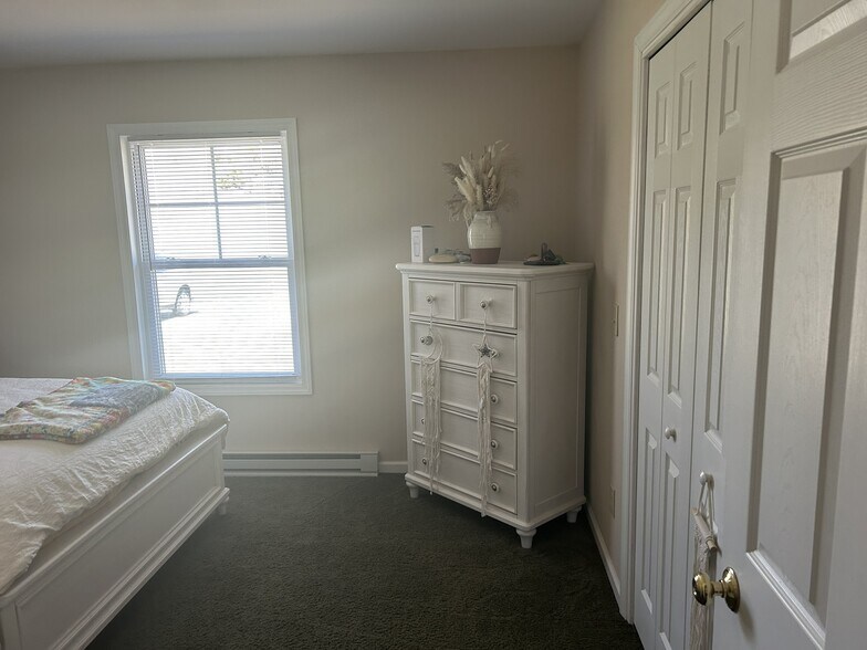 Master Bedroom - 658 New River Hls