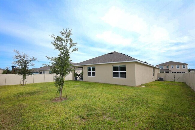 Building Photo - 33417 Affirmed Wy