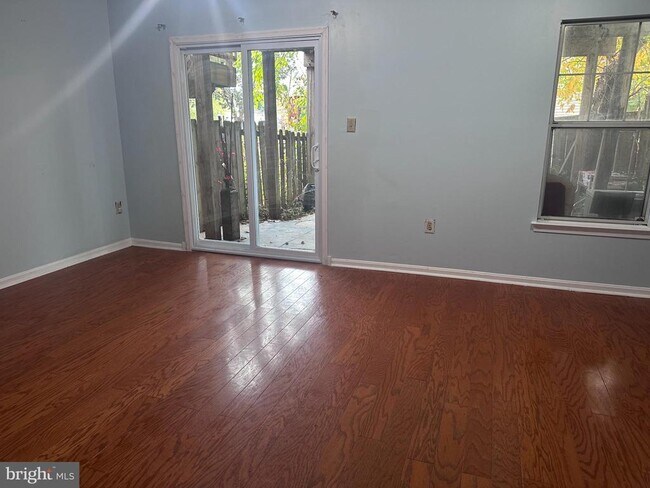 Building Photo - 12150 Turnstone Ct