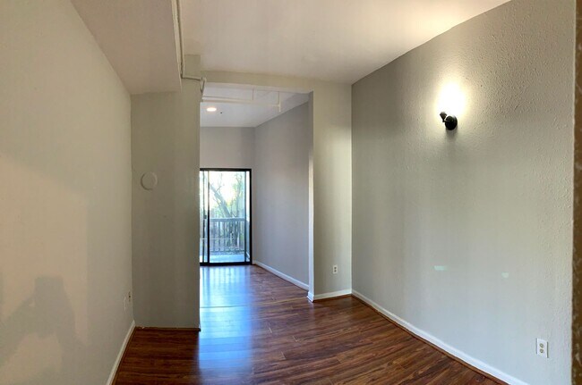 Building Photo - 2444-2446 Fulton