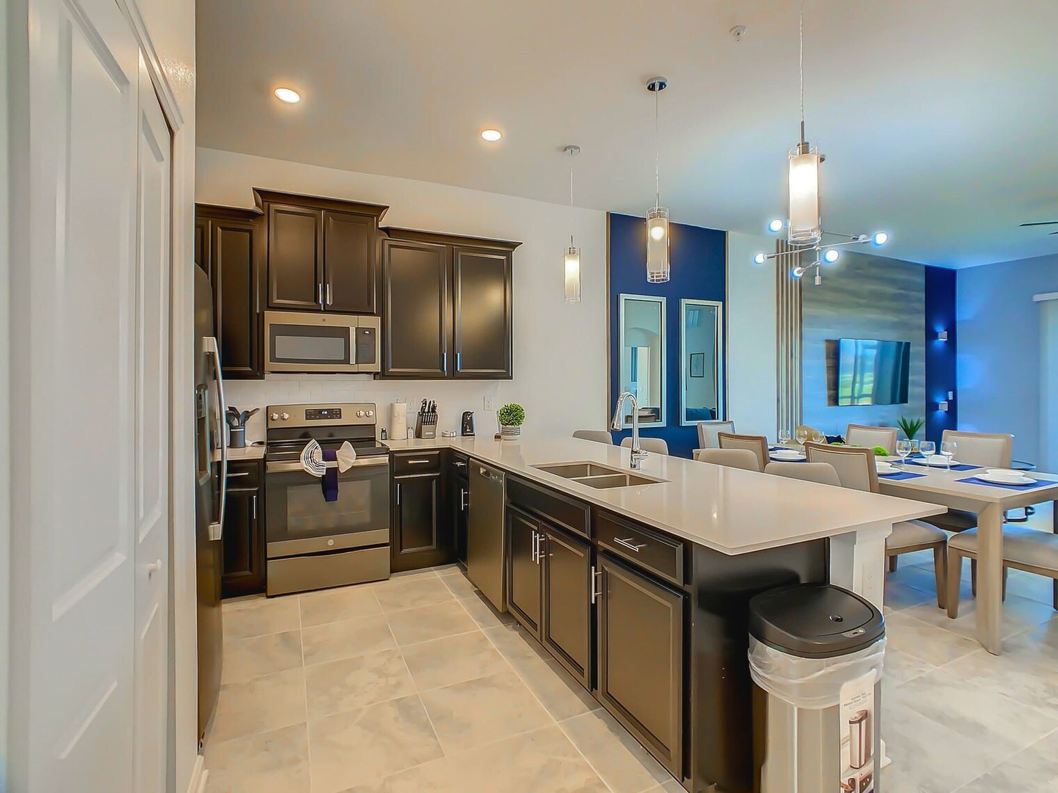 Building Photo - 1101 Challenge Dr