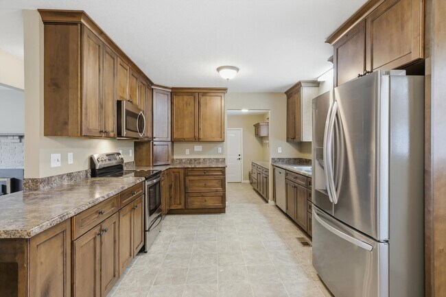 Building Photo - 1839 Crumley Rd