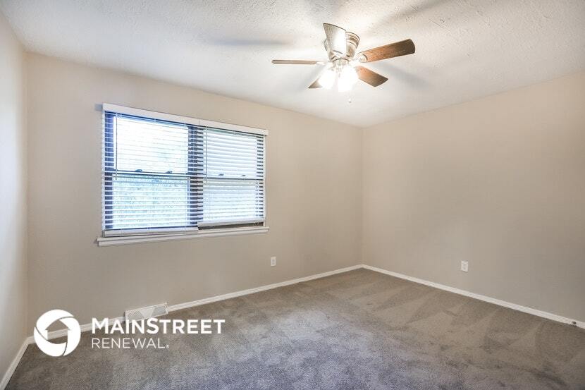 Building Photo - 1604 N Glen Ellyn St