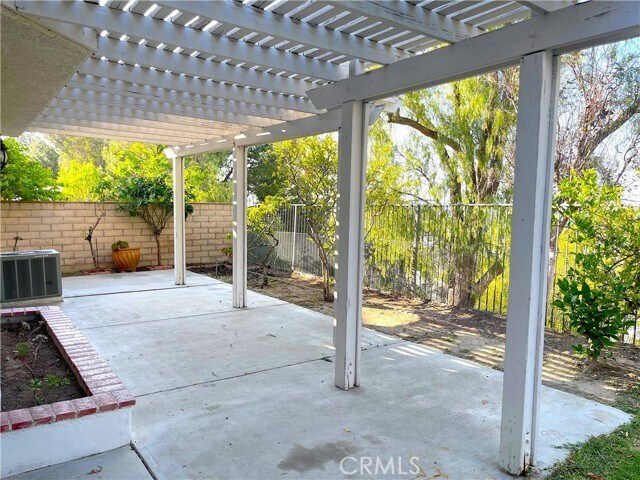 Building Photo - 2985 Amber Dr