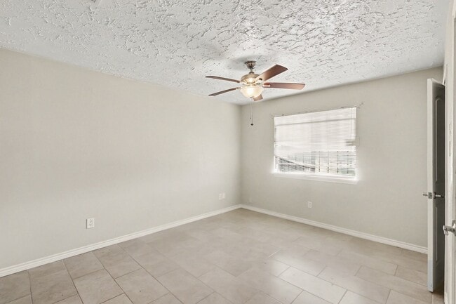 Building Photo - 13106 Bamboo Forest Trail