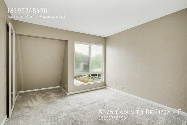 Building Photo - 8075 Caminito de Pizza