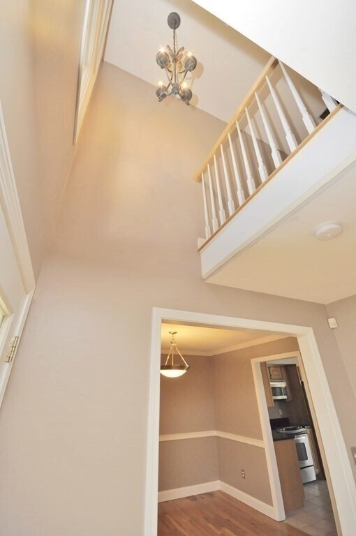 Building Photo - 8 Tiffany Rd