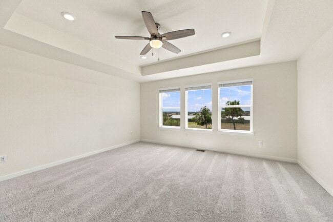 Building Photo - $2,995.95-3-Bed, 2.5-Bath Updated Townhouse in Broomfield!