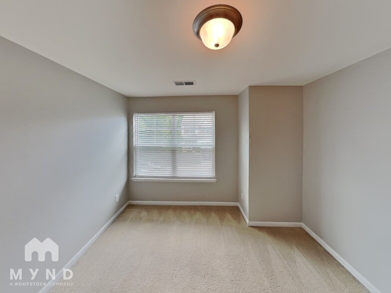 Building Photo - 11311 Savannah Creek Dr