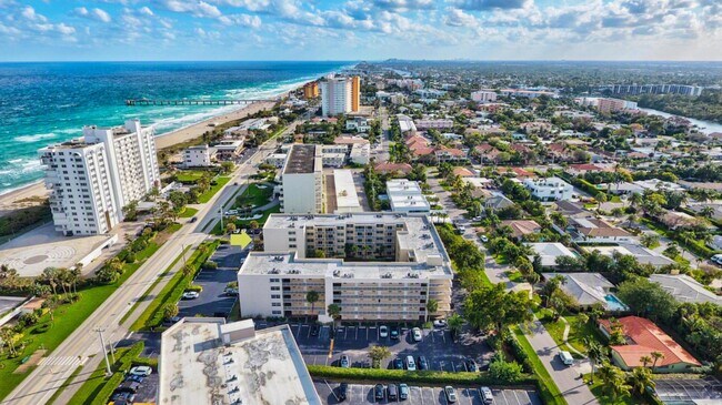 Building Photo - 2929 S Ocean Blvd
