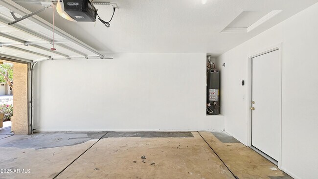 Building Photo - 12560 W Pasadena Ave