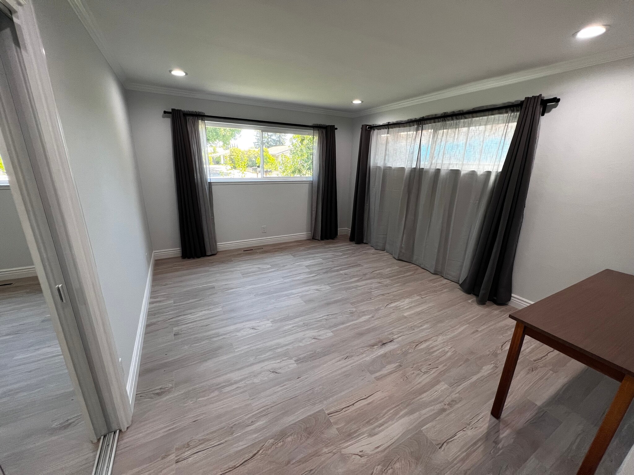 Building Photo - 3526 Sanford St