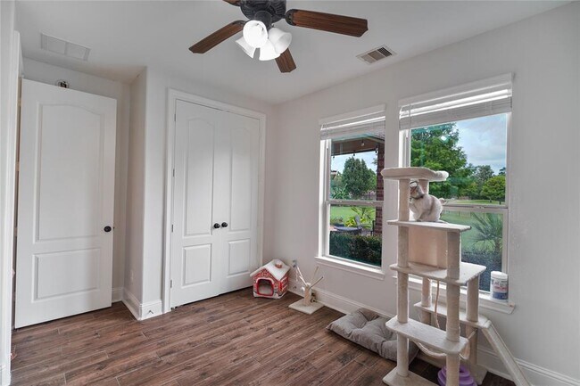 Building Photo - 13714 Oak Harbor Bend