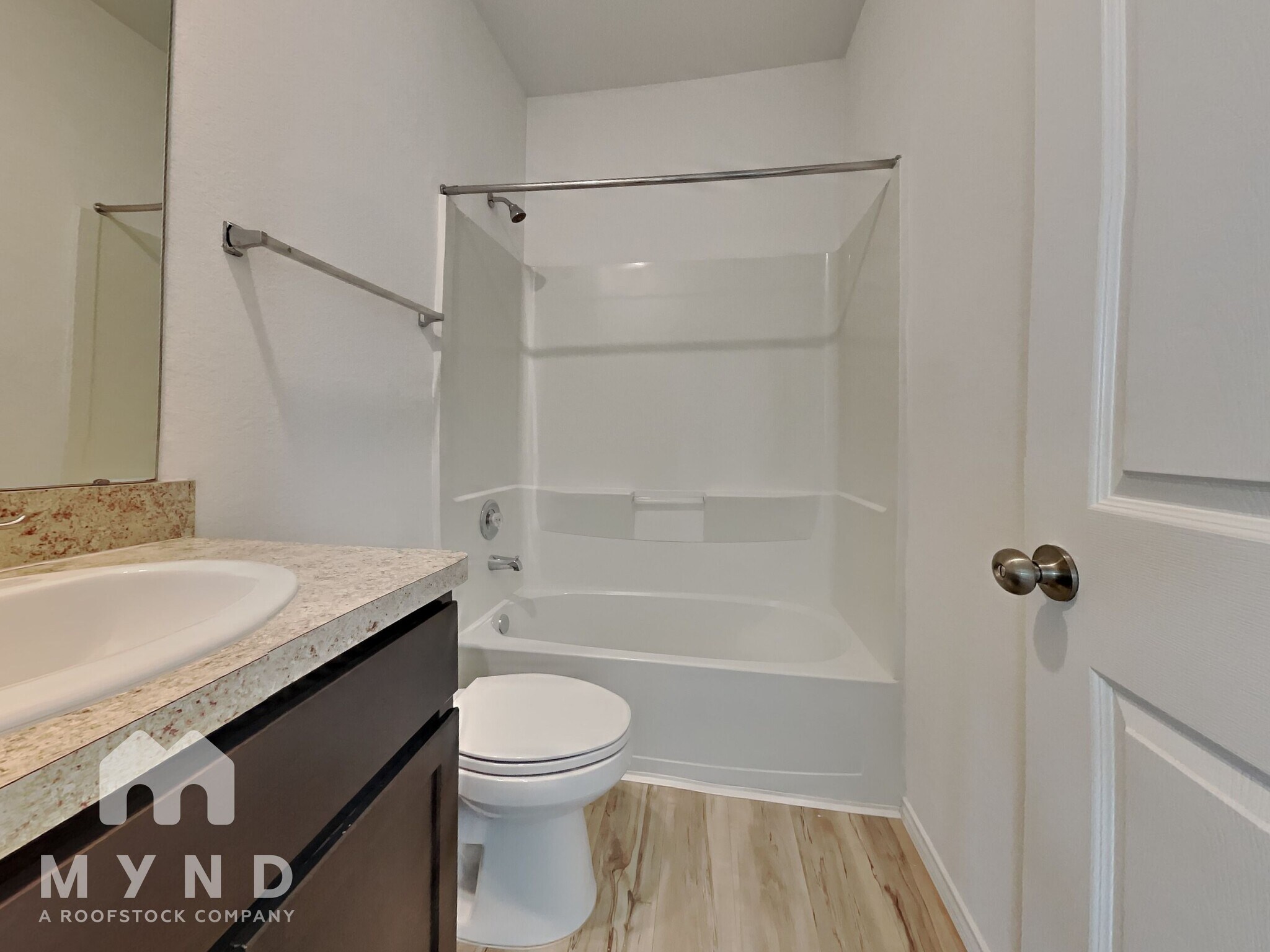 Building Photo - 4230 Magnolia Bay Dr