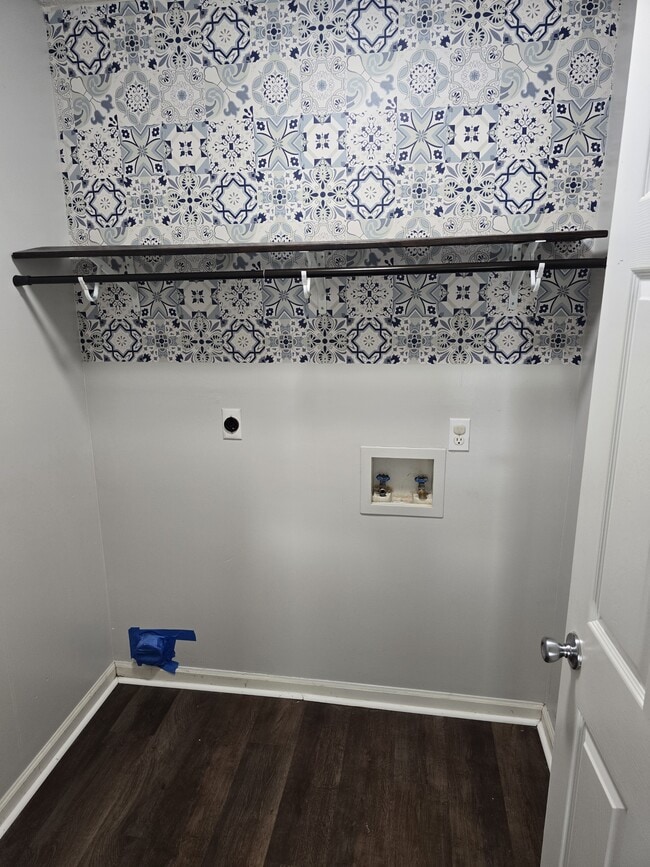 Building Photo - 22 Avocet Way