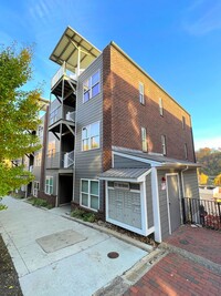 Building Photo - 1 Bedroom Apartment in Lynchburg