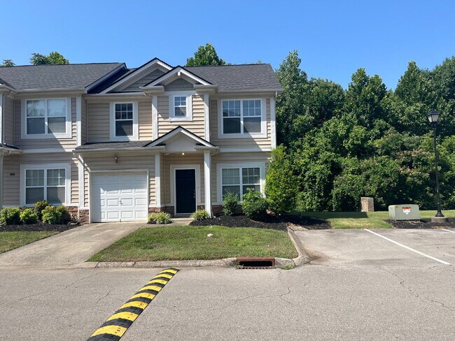 Building Photo - "Spacious 3-Bedroom Townhouse Retreat with Fireplace & Hardwood Floors in Antioch!"