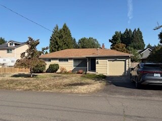 Primary Photo - 2285 Oakway Terrace