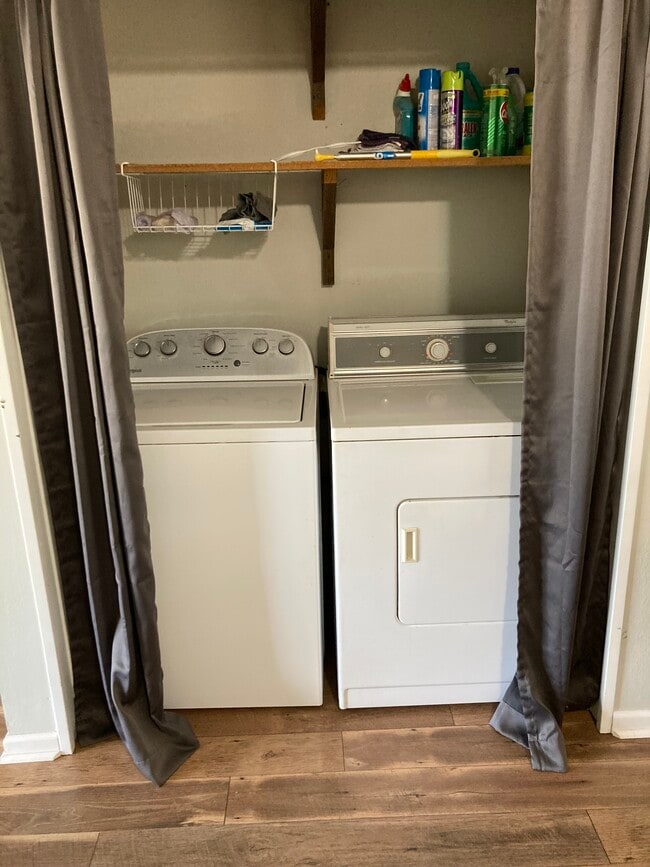 Building Photo - 106 Leopold Square