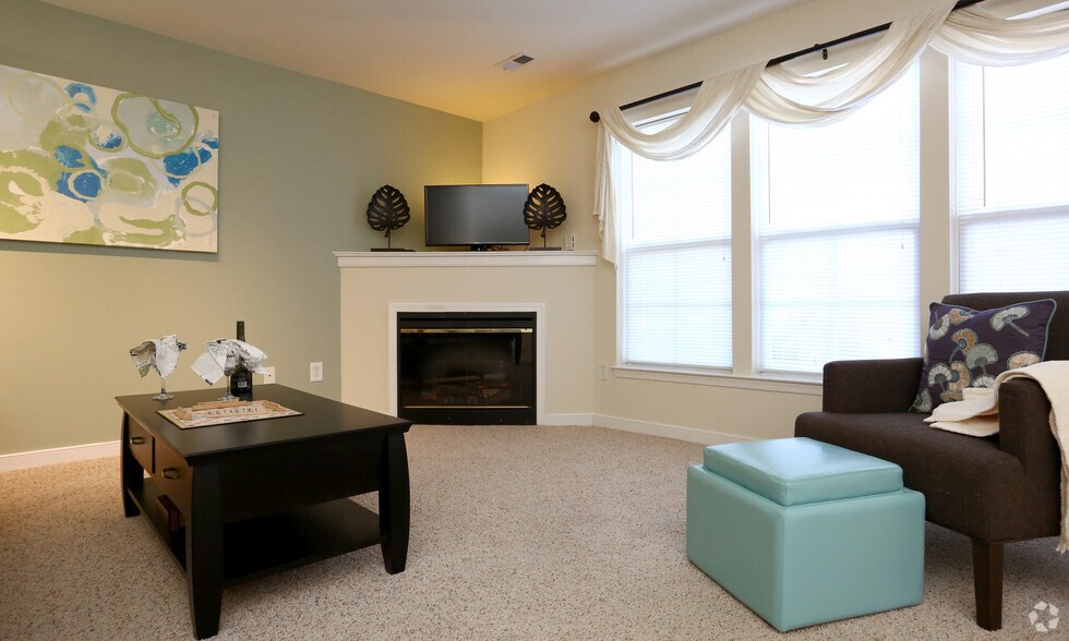 Chesterfield Gardens Apartments 2260 Golden Garden Cir Chester VA