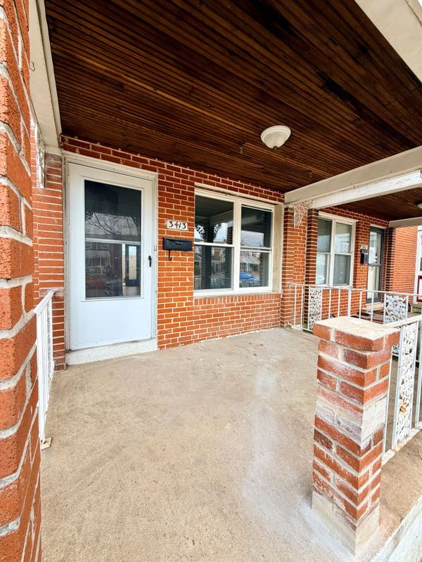 Building Photo - 3413 Wallford Dr