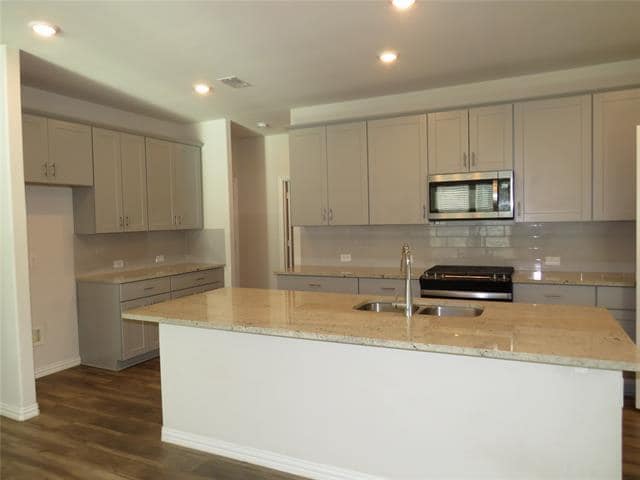 Building Photo - 3416 Chasemoor Dr