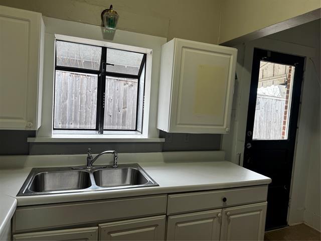 Building Photo - 4011 Lafayette Ave