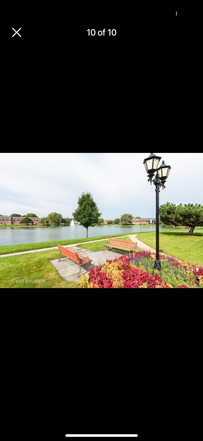 Building Photo - 9397 Bay Colony Dr