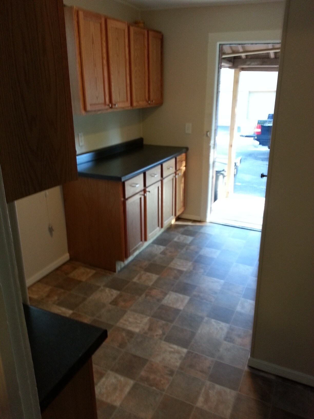 Building Photo - 516 4th Ave SE