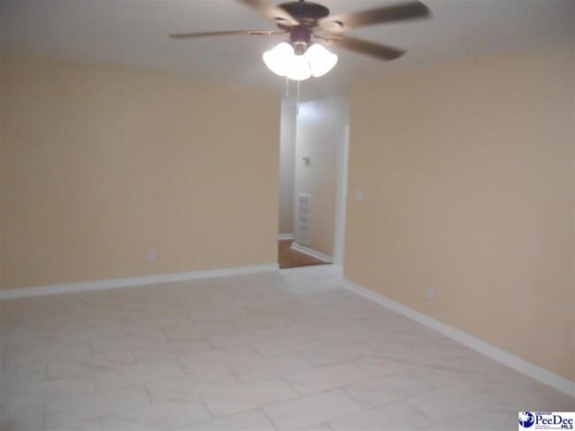 Building Photo - 1303 Virginia Acres