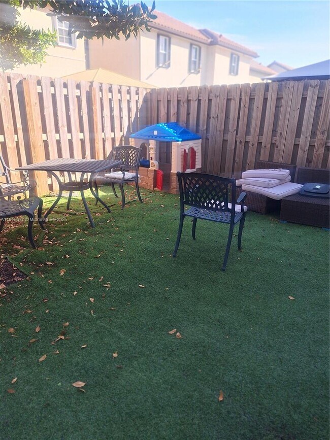 Building Photo - 11741 SW 245 Ter