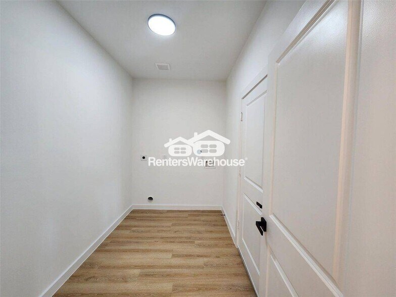 Building Photo - 7817 Beckley St