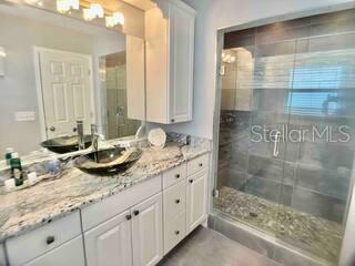 Building Photo - 120 Bayside Dr