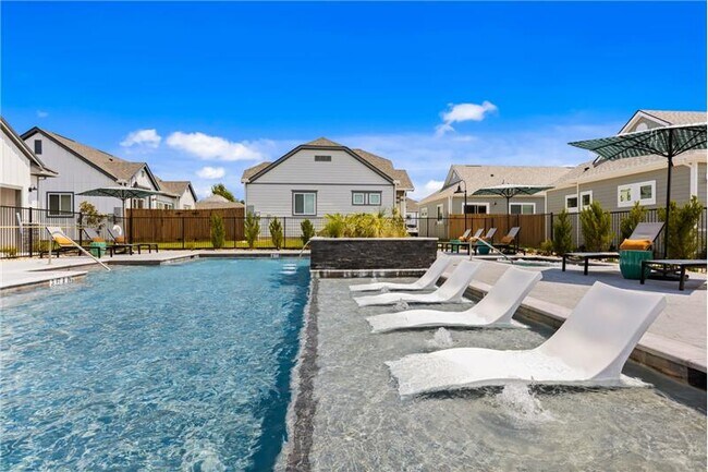 Building Photo - 8581 Creekfield Dr