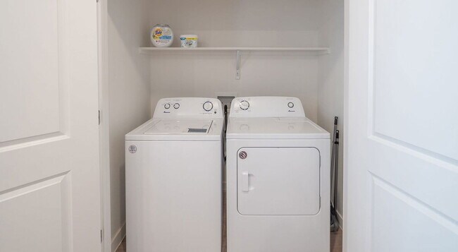 Building Photo - 3400 Kyle Crossing