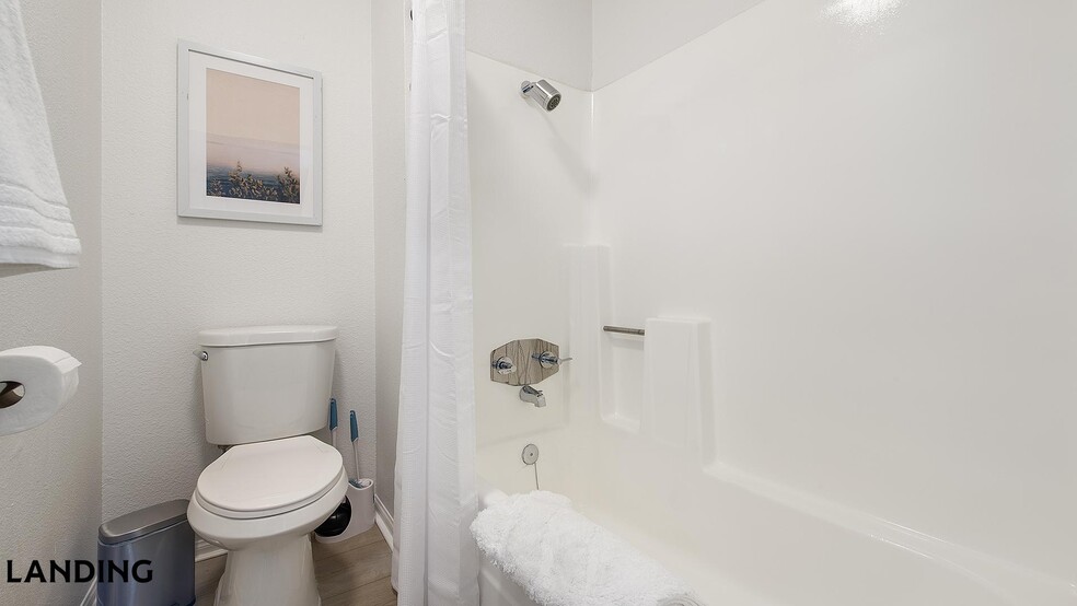 Building Photo - 1455 E Katie Ave