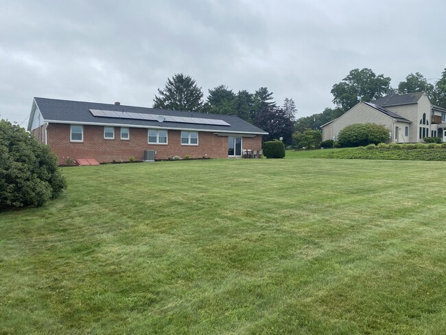 Building Photo - 2208 Forry Rd