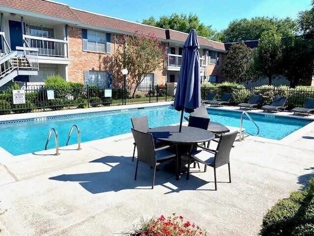 Building Photo - 2350 Bering Dr